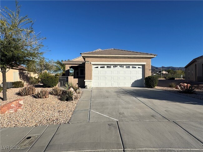 Primary Photo - 1396 Couperin Dr