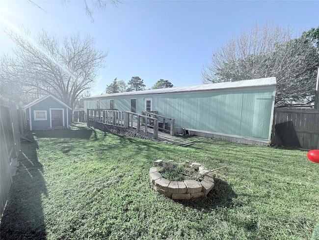 Building Photo - 12738 Pecan Tree Ct