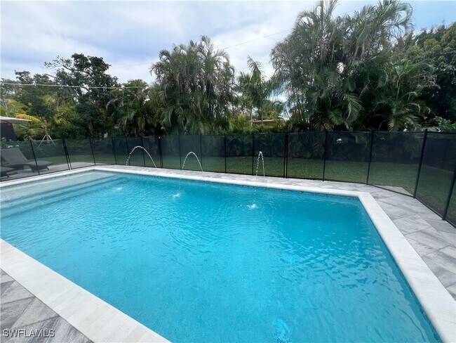 Building Photo - 1132 Cypress Woods Dr