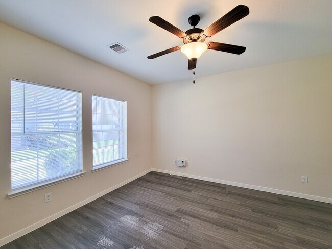 Building Photo - 21818 Grassy Hill Ln
