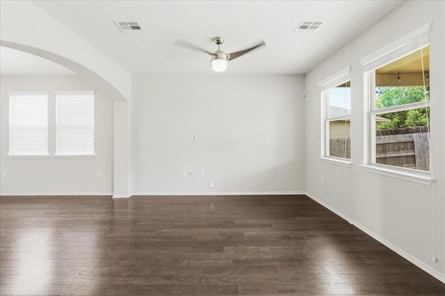 Building Photo - 5600 Bonneville Bend
