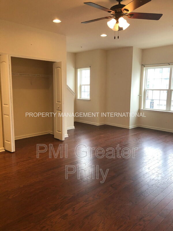 Building Photo - 106 Mercer Ct