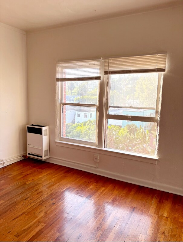 Building Photo - 1845 N Gramercy Pl