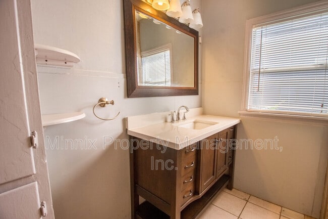 Building Photo - 2401 24th St