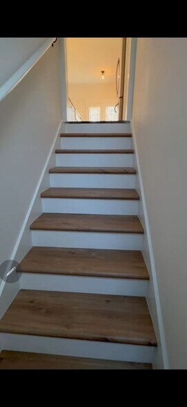 Building Photo - 3910 Maple Wood Trail