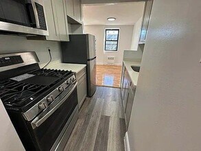 Building Photo - 1 bedroom in BRONX NY 10458