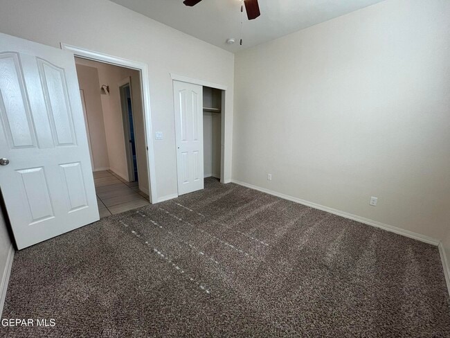 Building Photo - 101 S Manzanita Dr