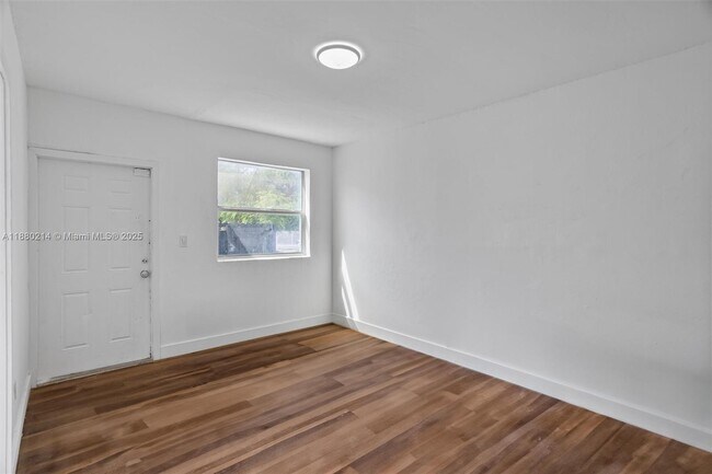 Building Photo - 1601 NW 50th St