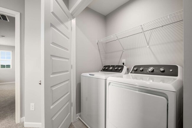 Building Photo - 5339 Bellflower Hls