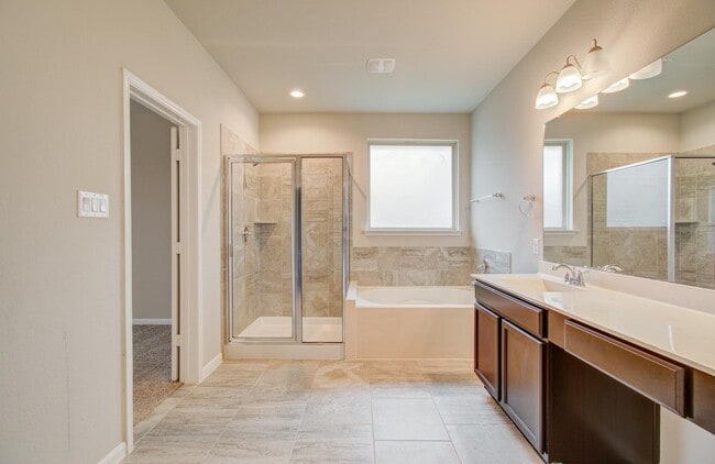 Building Photo - 504 Bighorn Dr.