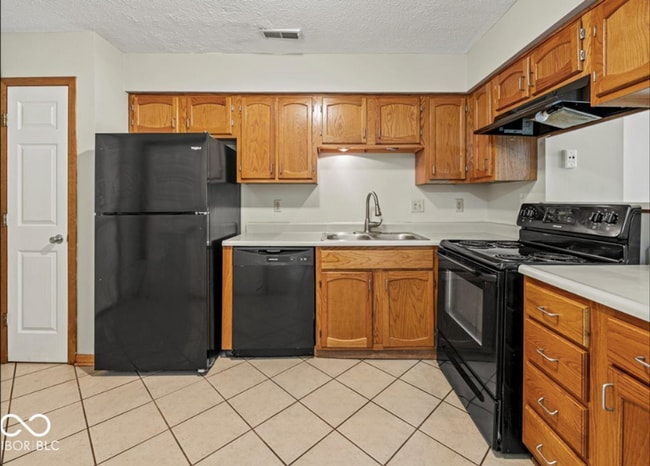 Building Photo - 5421 Bay Harbor Dr