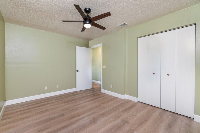 Building Photo - 158 Shalimar Ave NW