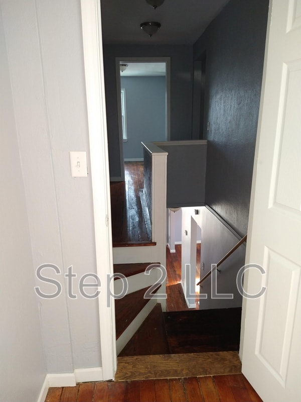 Building Photo - 3704 E 118th St