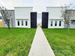 Building Photo - 3501 Fuerte Ave