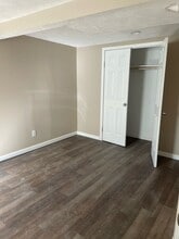 Building Photo - 5421 S 20th St