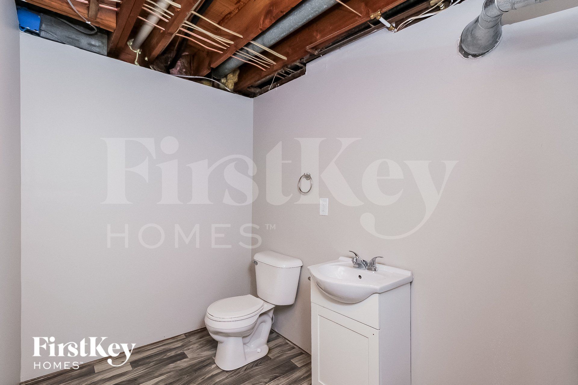 Building Photo - 707 NE 113 St