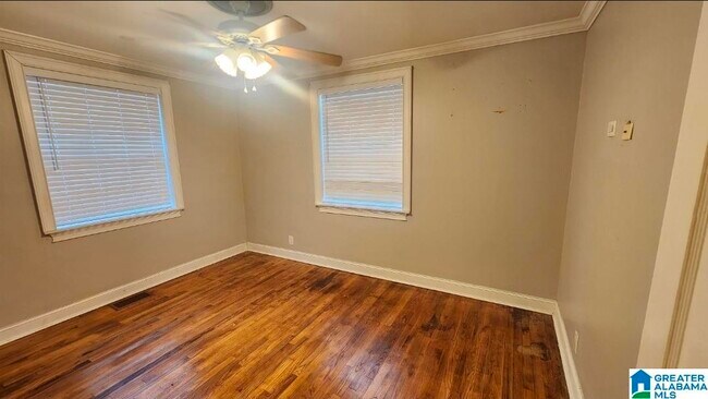 Building Photo - 361 Roebuck Dr