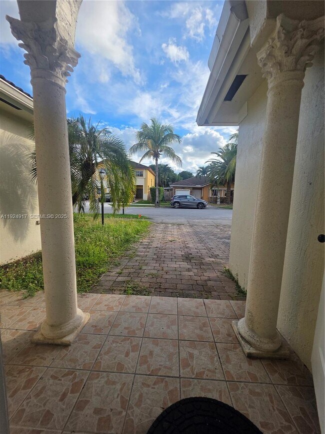 Building Photo - 13471 SW 288th Terrace