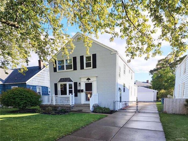 Primary Photo - 161 Kimberly Ave