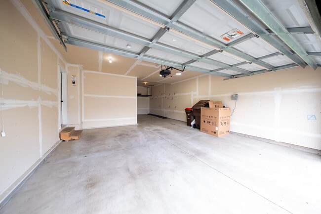 Building Photo - 9183 Lighthouse Ln