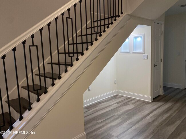 Building Photo - 130 Clifton Bay Lp