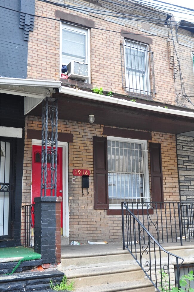 Building Photo - 1916 S Norwood St