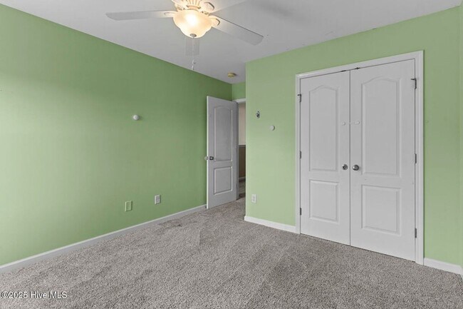 Building Photo - 4 Bedroom Home In Carolina Plantation!