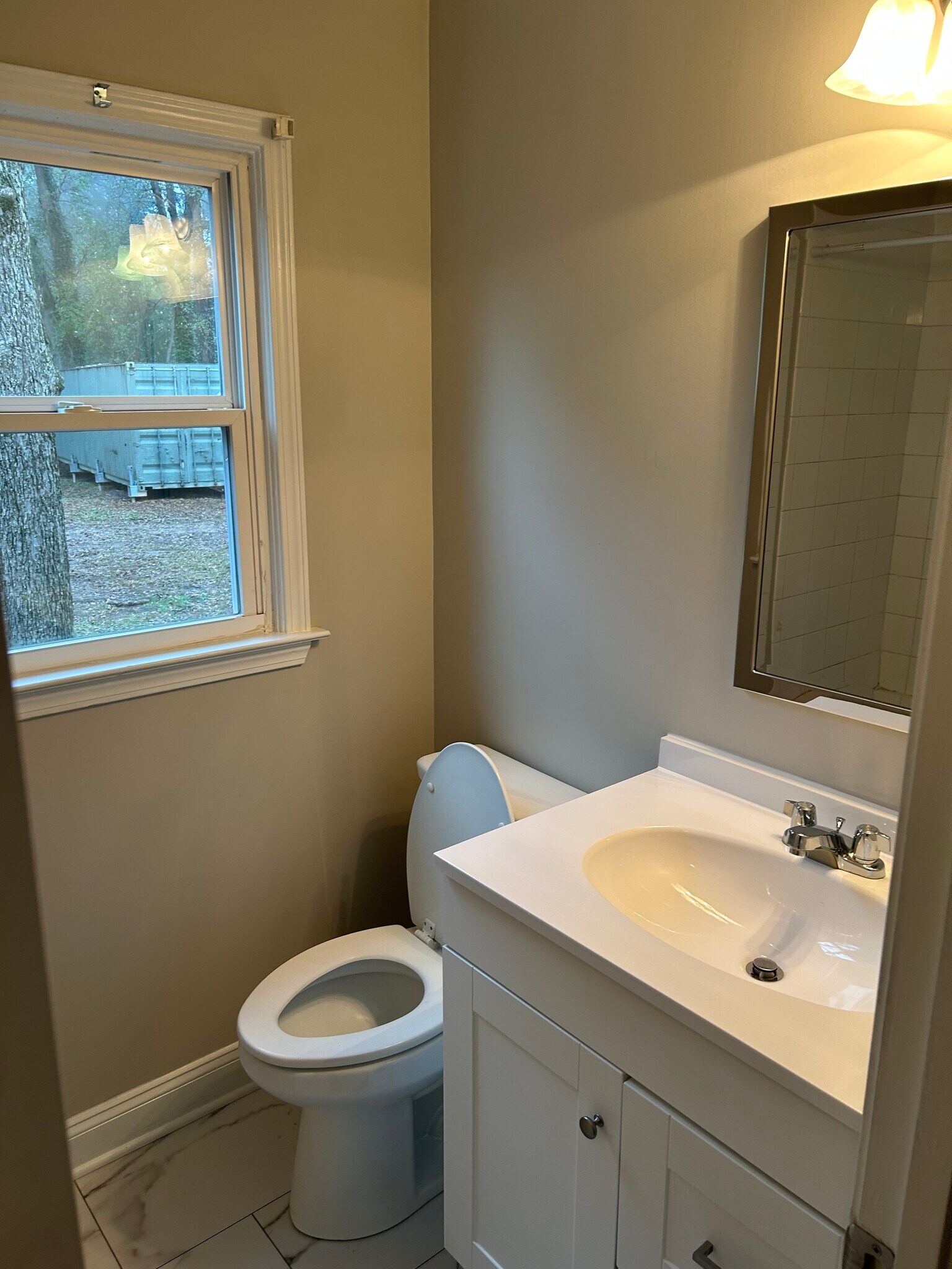 Building Photo - 272 Buena Vista Ct