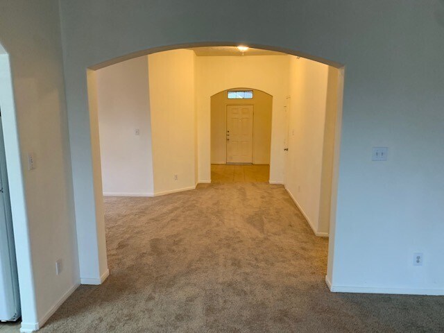 Building Photo - 7910 Eastpoint Blvd