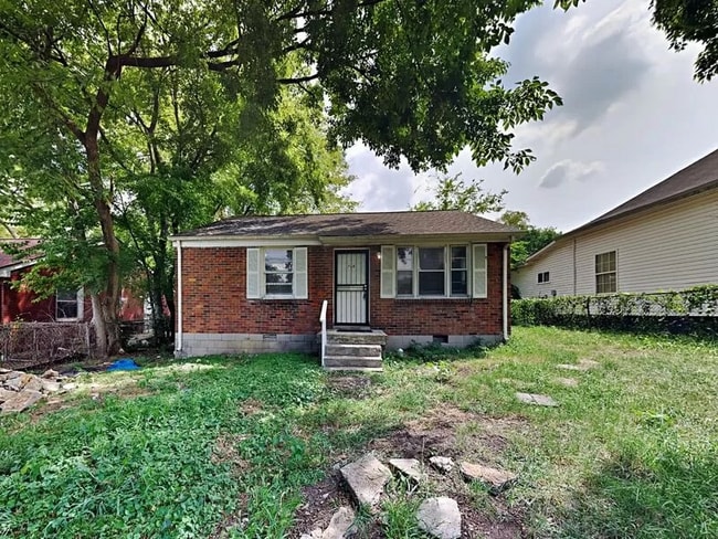 Building Photo - 718 26th Ave N