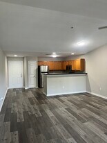 Building Photo - 3716 Cotswold Ave