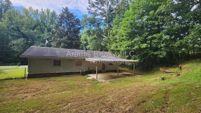 Building Photo - 3894 Cindy Dr
