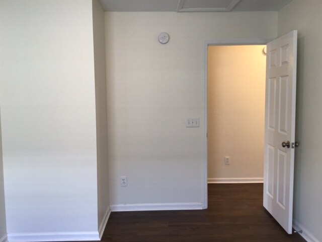 Building Photo - 135 Tyron Rd