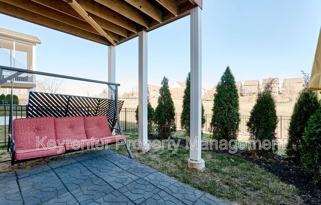 Building Photo - 2453 Grover Ridge Dr