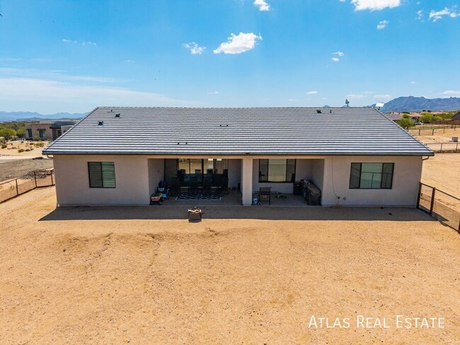 Building Photo - 15532 E Palo Brea Ln