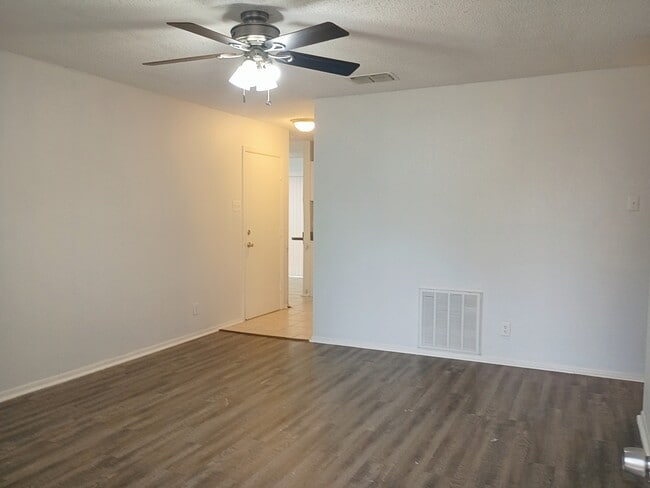 Building Photo - 9742 Hidden Rock