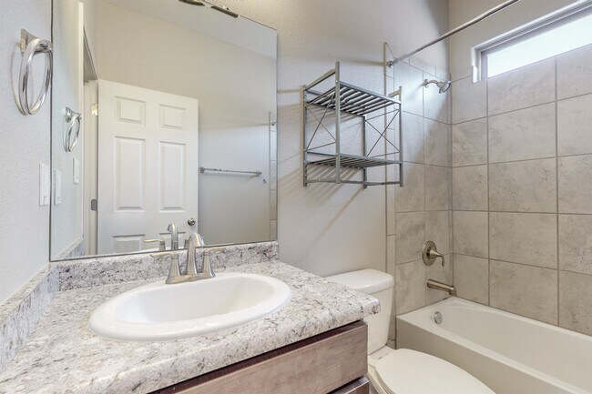 Building Photo - 1930 Camino Rustica SW