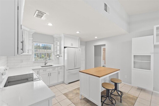 Building Photo - 4471 W Humphrey St