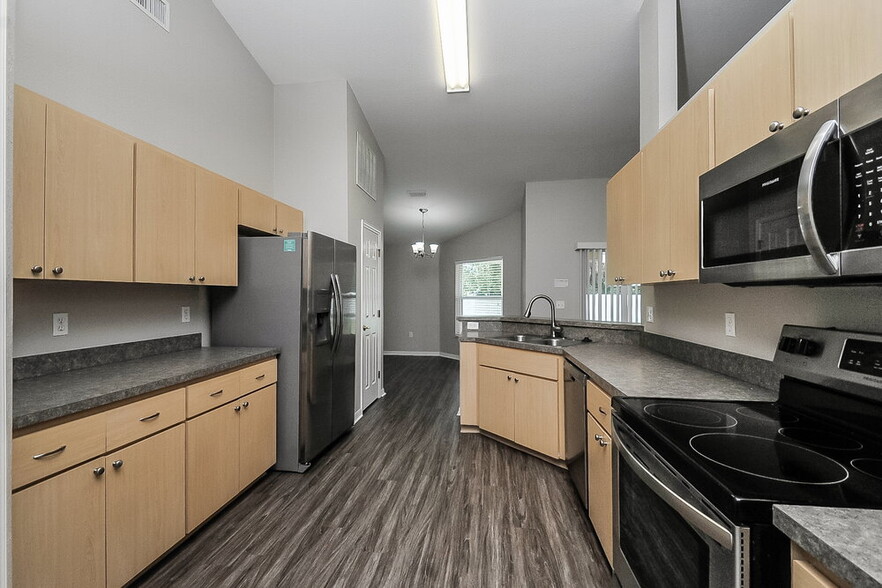 Building Photo - 4668 Great Blue Heron Dr