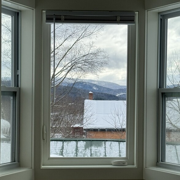 Lovely Sunrise Mountian Views - 73 Goshen Rd