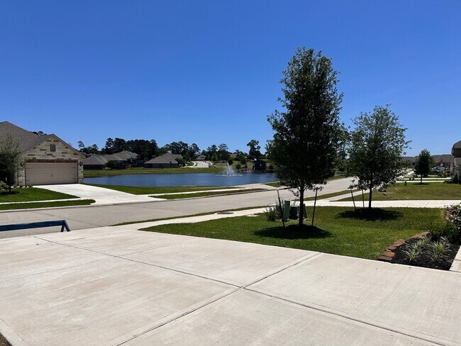 Building Photo - 6171 White Spruce Dr