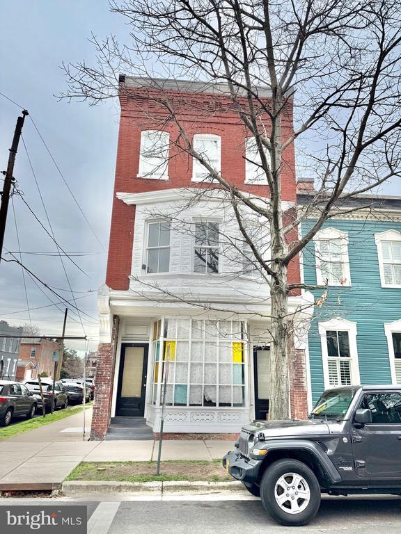 Building Photo - 718 Oronoco St