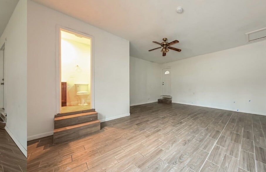 Building Photo - 3072 Wallace Wls Ct