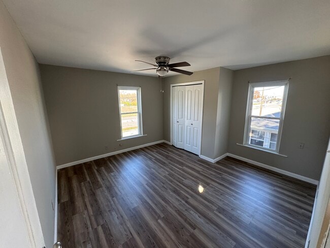 Building Photo - 1029 Woodside Blvd