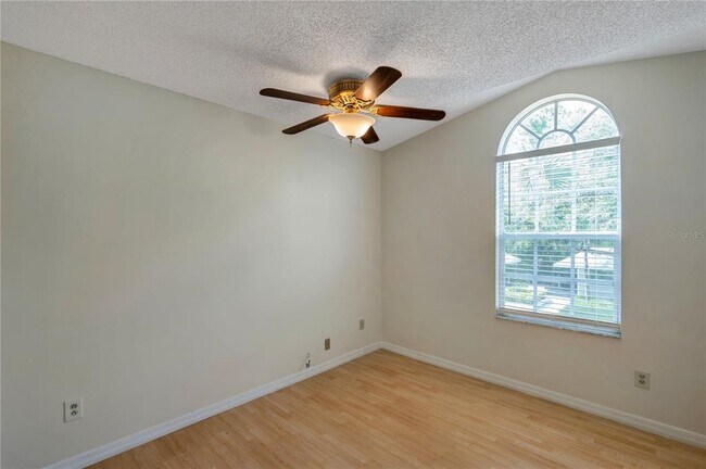 Building Photo - 5014 Sterling Manor Dr
