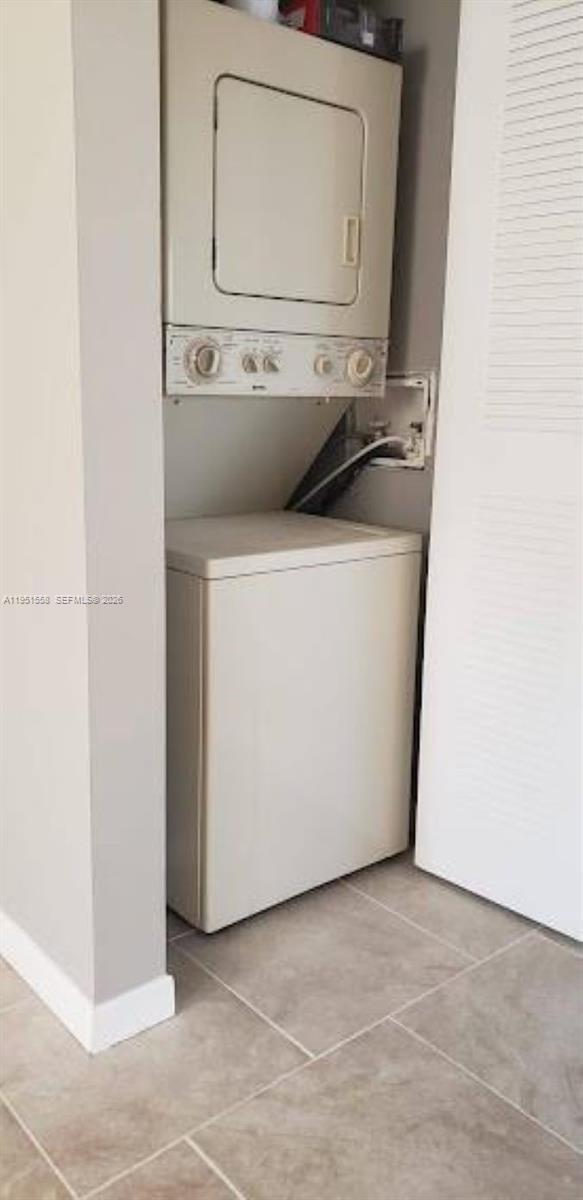 Building Photo - 5200 NW 31st Ave