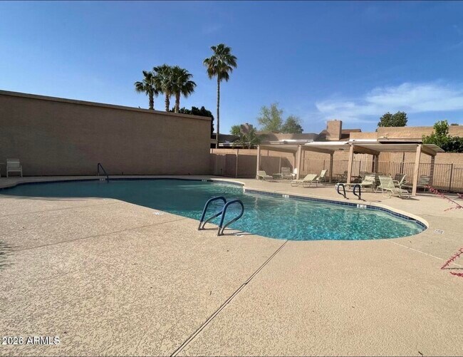 Building Photo - 9040 E Winchcomb Dr