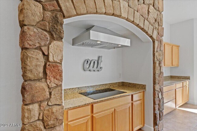 Building Photo - 2413 W Sienna Bouquet Pl