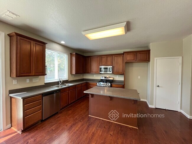 Building Photo - 1252 Paddington Way