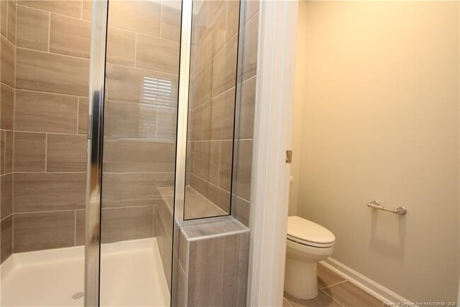 Building Photo - 510 Light Oak Wy